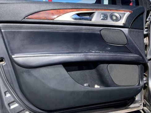 Used 2018 Lincoln MKZ Reserve w/ Technology Package image 22