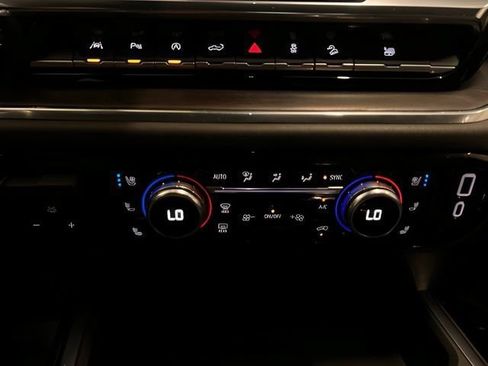 Certified 2024 GMC Sierra 1500 SLT w/ SLT Premium Plus Package AWD/4WD image 28
