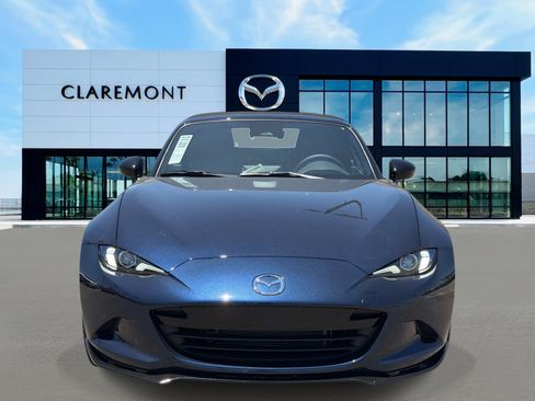 New 2026 MAZDA MX-5 Miata Club w/ Interior Package RWD image 2