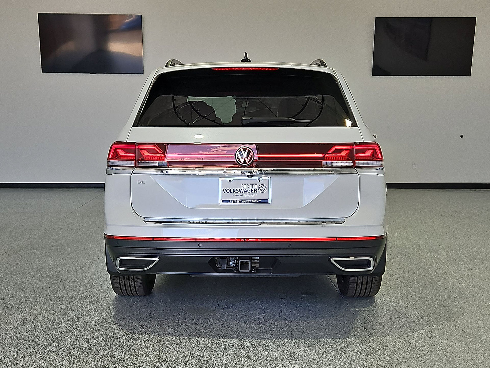 New 2026 Volkswagen Atlas SE FWD image 8