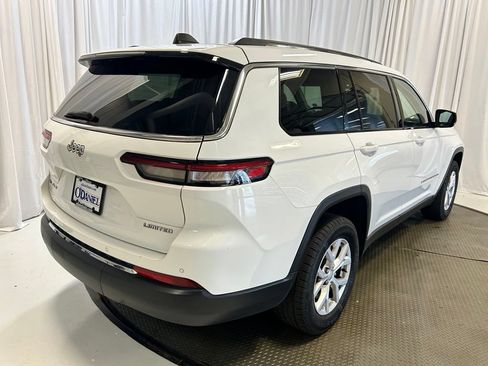 Used 2022 Jeep Grand Cherokee L Limited AWD/4WD image 8