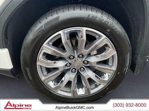 Used 2022 GMC Sierra 1500 Denali w/ Technology Package AWD/4WD image 14