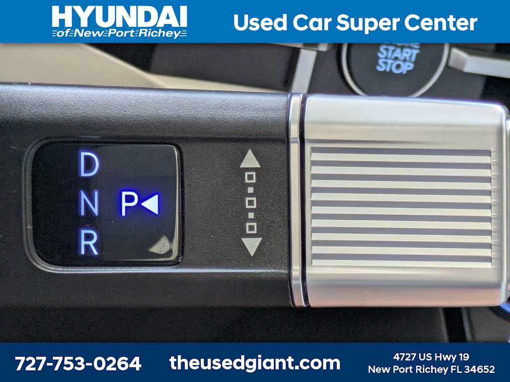 Certified 2024 Hyundai Santa Fe SEL AWD/4WD image 38