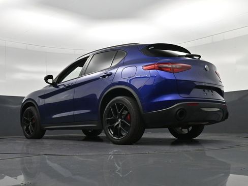 Used 2020 Alfa Romeo Stelvio w/ Nero Edizione RWD image 14