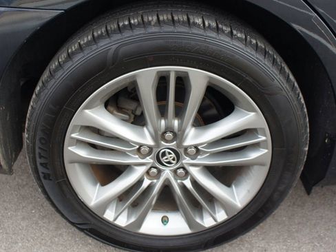Used 2016 Toyota Camry SE image 24