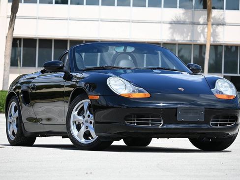 Used 2002 Porsche Boxster image 2