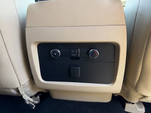 Used 2016 Ford Expedition XL AWD/4WD image 29