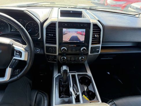 Used 2020 Ford F150 Lariat w/ Equipment Group 502A Luxury AWD/4WD image 9