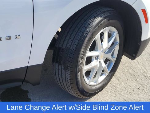 Used 2024 Chevrolet Equinox LS w/ Driver Confidence II Package FWD image 6