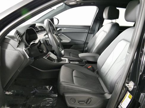 Used 2024 Audi Q3 2.0T Premium image 13