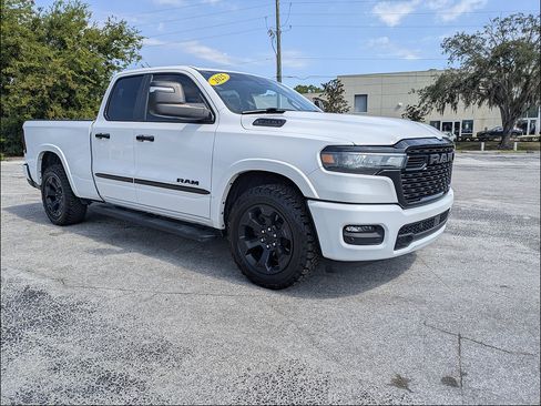 Used 2025 RAM 1500 Big Horn RWD image 2