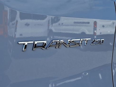 New 2025 Ford Transit 250 148 Medium Roof image 17
