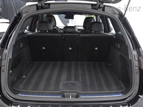 Used 2024 Mercedes-Benz GLC 43 AMG 4MATIC image 30