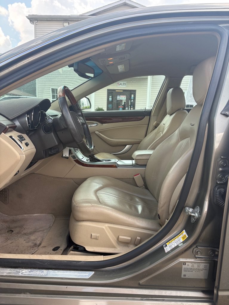 Used 2011 Cadillac CTS Luxury AWD/4WD image 9
