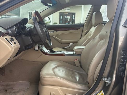 Used 2011 Cadillac CTS Luxury AWD/4WD image 9