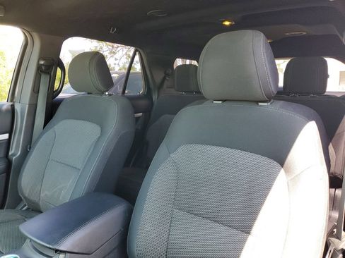 Used 2016 Ford Explorer XLT AWD/4WD image 11