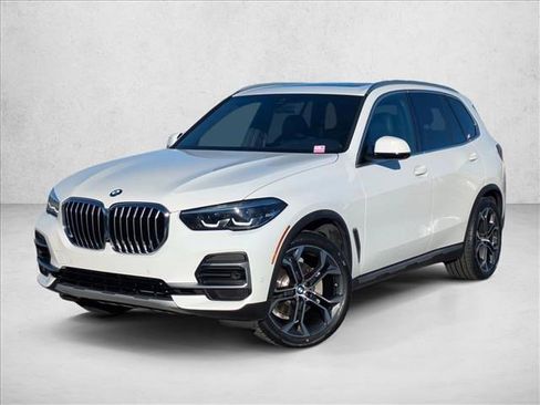 Certified 2023 BMW X5 sDrive40i w/ Parking Assistance Package image 1