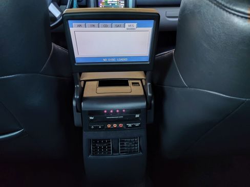 Used 2006 Chrysler 300 SRT8 w/ SRT Option Group II image 24