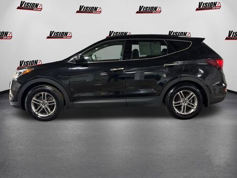 Used 2017 Hyundai Santa Fe Sport image 8