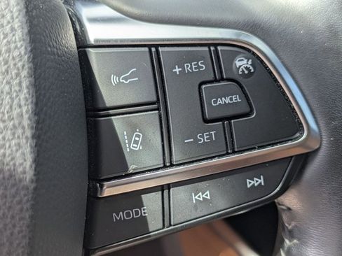 Used 2021 Toyota Highlander Platinum AWD/4WD image 16