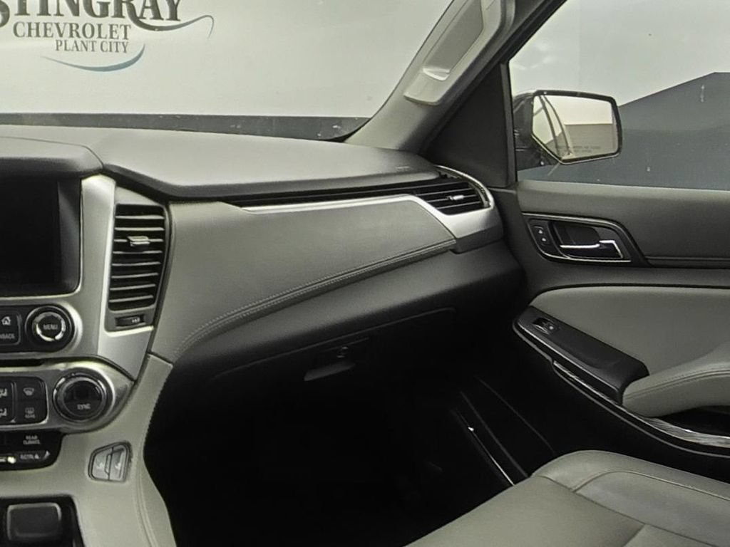 Used 2020 Chevrolet Suburban LT w/ LT Midnight Edition RWD image 15