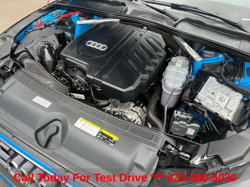 Used 2022 Audi A4 2.0T Premium Plus AWD/4WD image 17