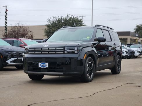 Used 2025 Hyundai Santa Fe SEL image 3