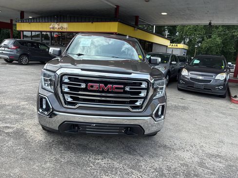 Used 2019 GMC Sierra 1500 SLT w/ SLT Premium Plus Package AWD/4WD image 3
