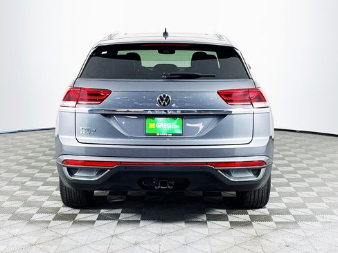 Used 2023 Volkswagen Atlas Cross Sport SE FWD image 8