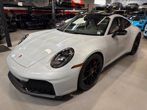 Used 2026 Porsche 911 GTS image 10