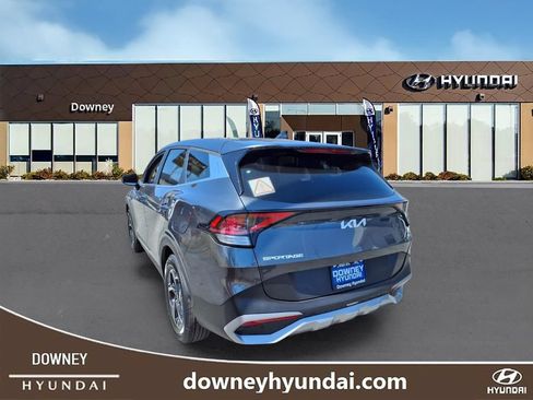 Used 2025 Kia Sportage LX FWD image 6