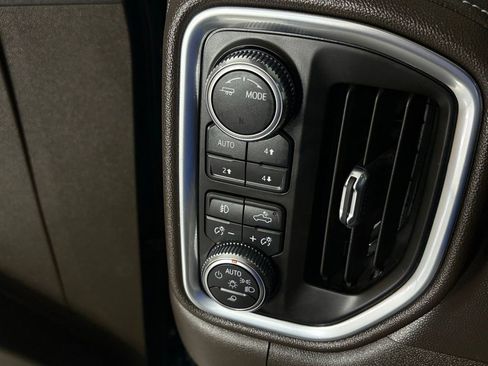 Used 2021 GMC Sierra 1500 SLT w/ SLT Premium Package AWD/4WD image 21