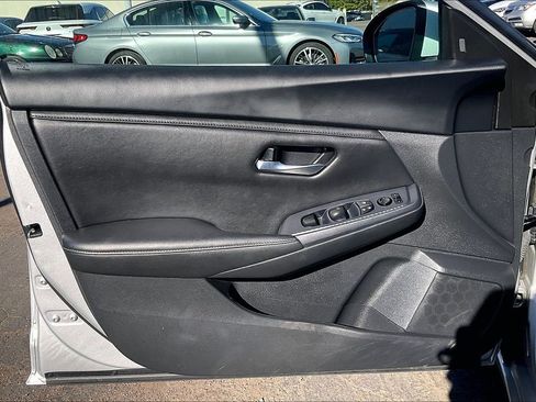 Used 2023 Nissan Sentra SV image 28