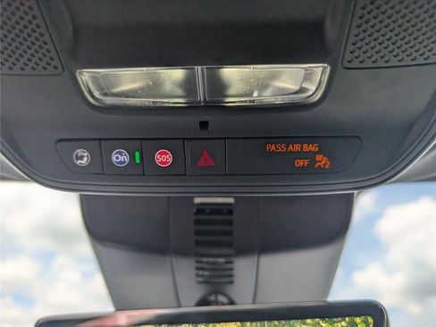 New 2026 Chevrolet Traverse LT w/ Driver Confidence Package FWD image 19