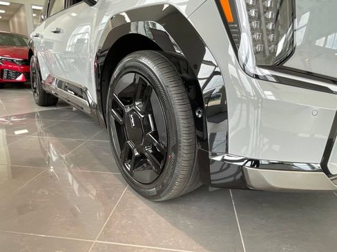New 2026 Kia EV9 GT-Line AWD/4WD image 21