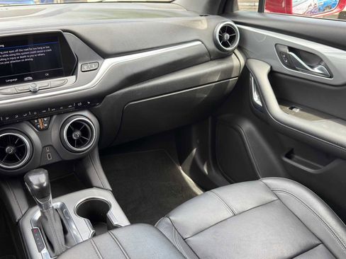 Used 2019 Chevrolet Blazer LT FWD image 29