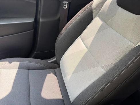 Used 2026 Chevrolet Trax LS FWD image 18