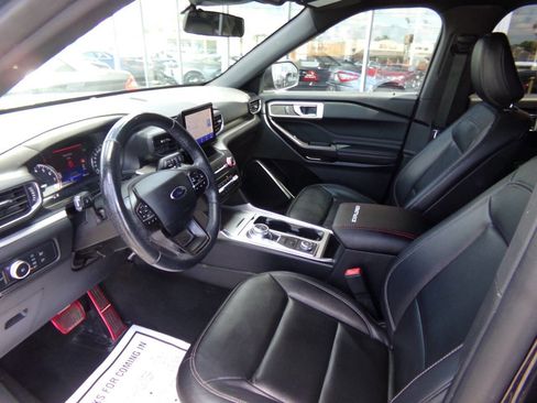 Used 2020 Ford Explorer XLT w/ Equipment Group 202A AWD/4WD image 69