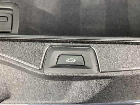 Used 2019 BMW X5 xDrive40i w/ M Sport Package AWD/4WD image 52