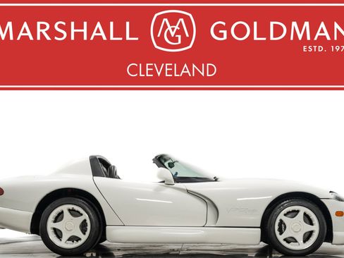 Used 1996 Dodge Viper RT/10 image 1