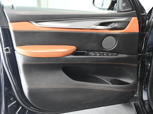 Used 2017 BMW X6 M image 17