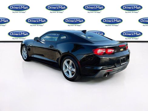 Used 2023 Chevrolet Camaro LT RWD image 5