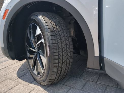Certified 2022 Volkswagen ID.4 Pro S RWD image 37