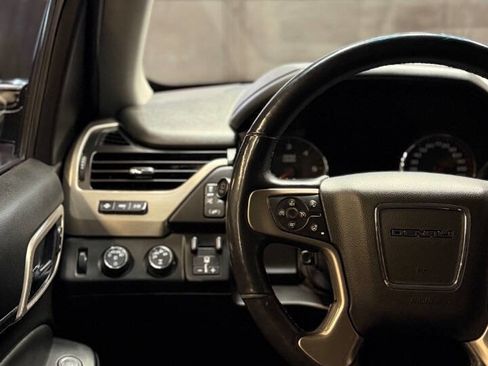 Used 2016 GMC Yukon Denali w/ Open Road Package AWD/4WD image 9