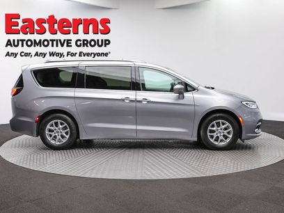 Used 2021 Chrysler Pacifica Touring-L