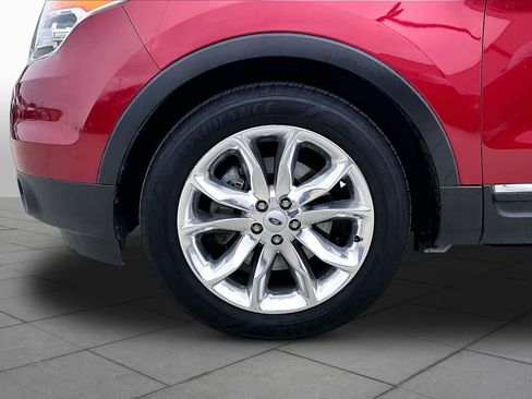 Used 2014 Ford Explorer Limited w/ Equipment Group 301A FWD image 11