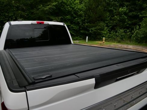 Used 2020 Ford F250 Platinum w/ FX4 Off-Road Package AWD/4WD image 32