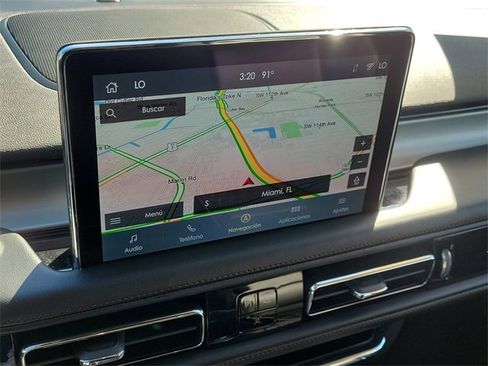 Certified 2024 Lincoln Aviator 2WD w/ Premium Package image 17