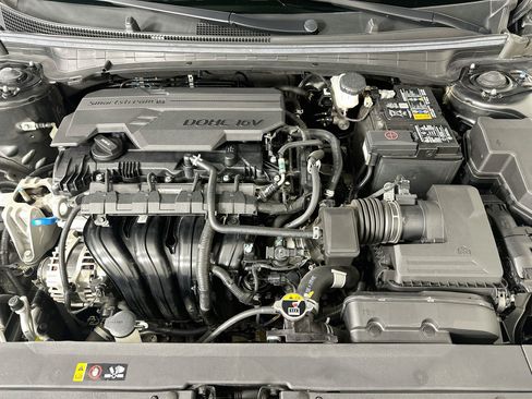 Used 2025 Kia K4 FWD image 31