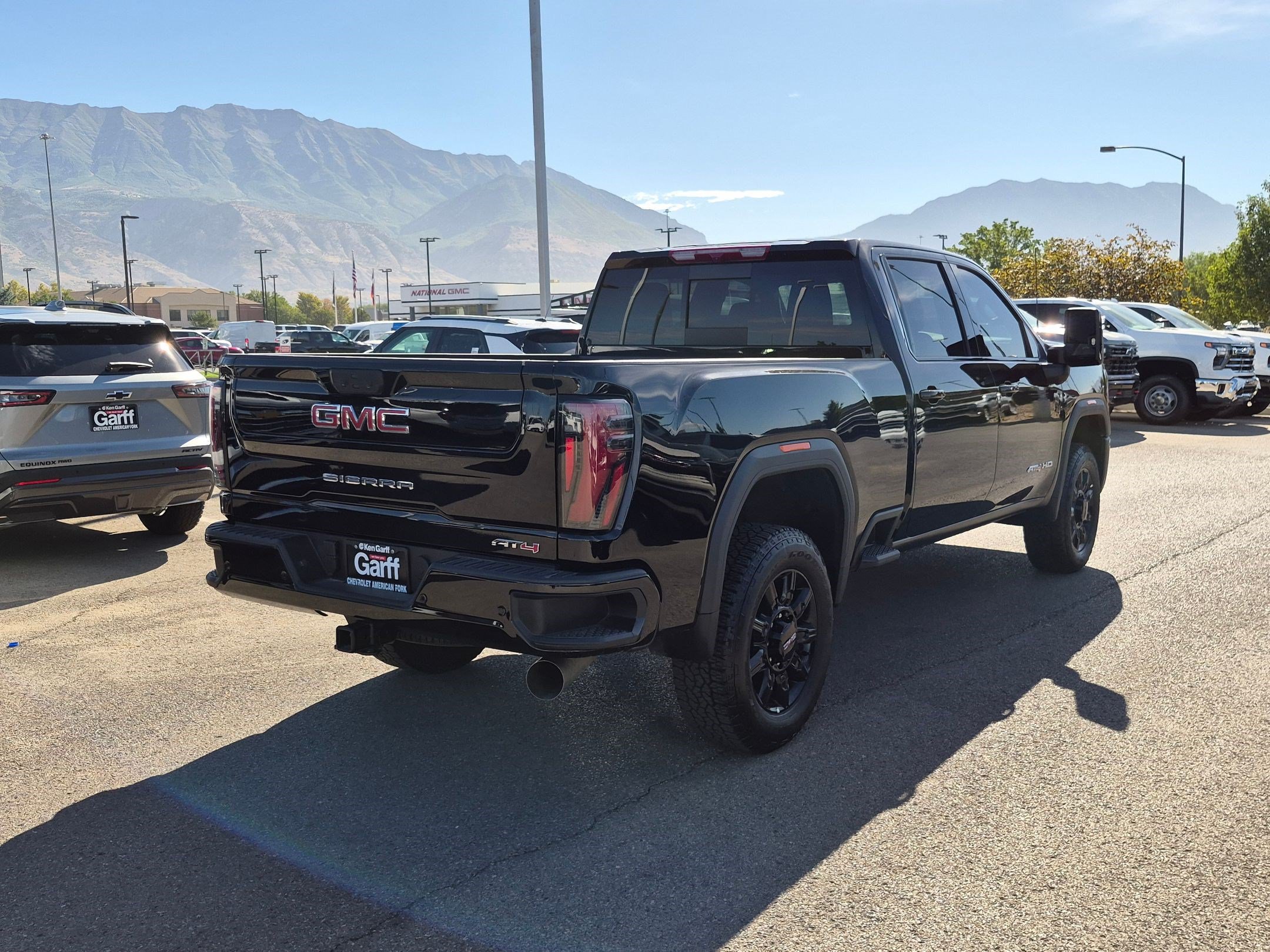 Used 2026 GMC Sierra 2500 AT4 AWD/4WD image 3